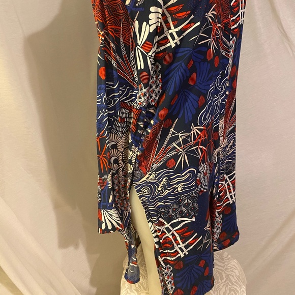 H&M Button Down with High Slits - Picture 2 of 6